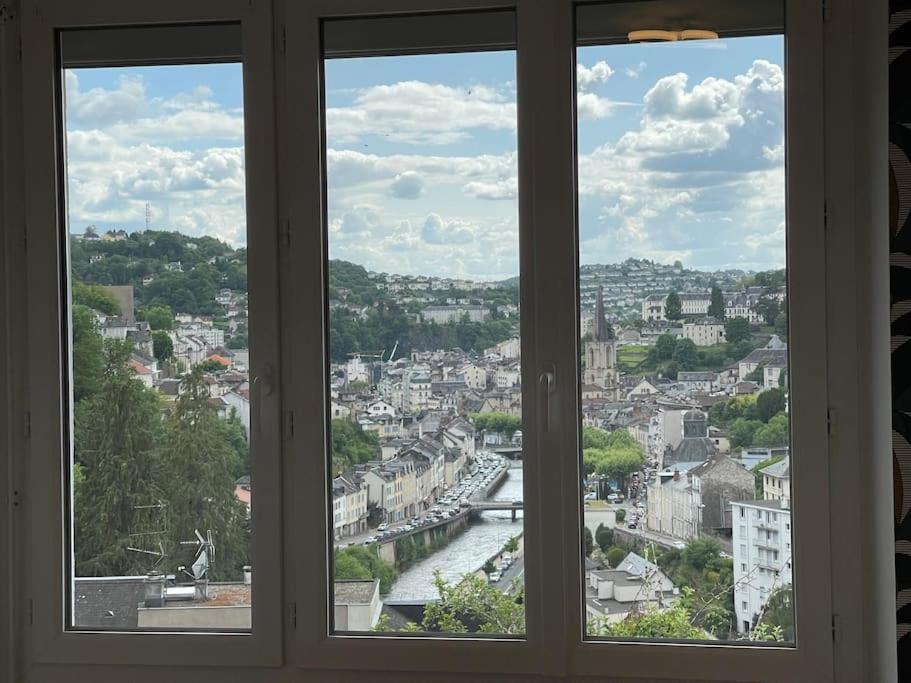 Paisible Eden Standing Terrasse - Magnifique Vue - Esprit Nature En Pleine Ville تول المظهر الخارجي الصورة